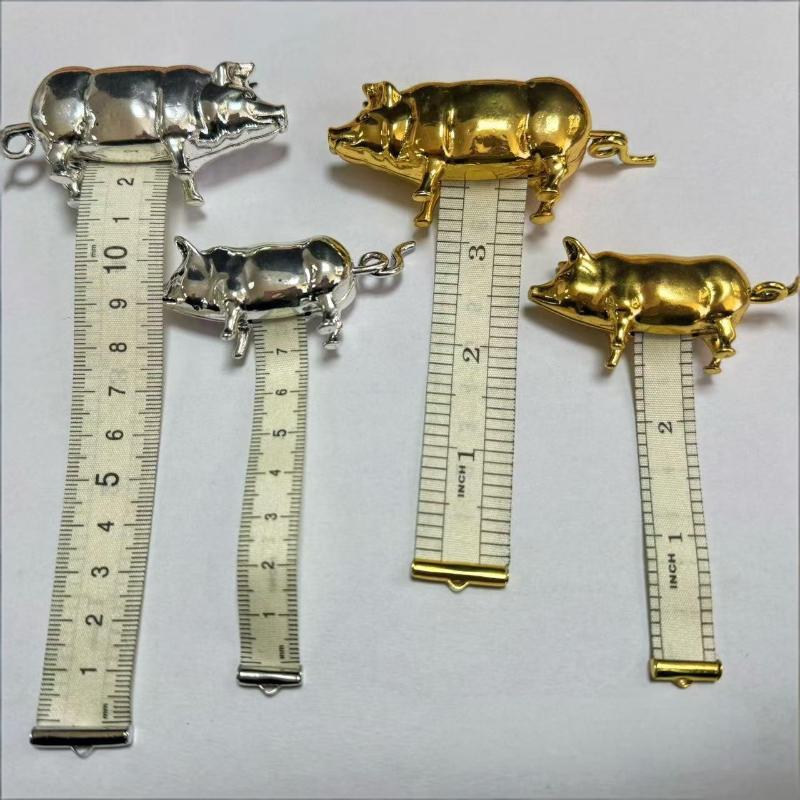 شريط قياس معدني صغير على شكل خ - مراجعة Tape Measure وسعره
