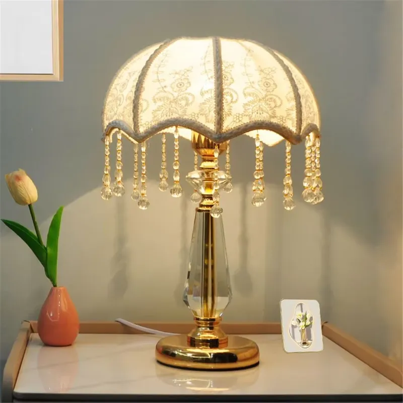 مصباح طاولة كريستالي إبداعي فر - مراجعة Light Switch وسعره